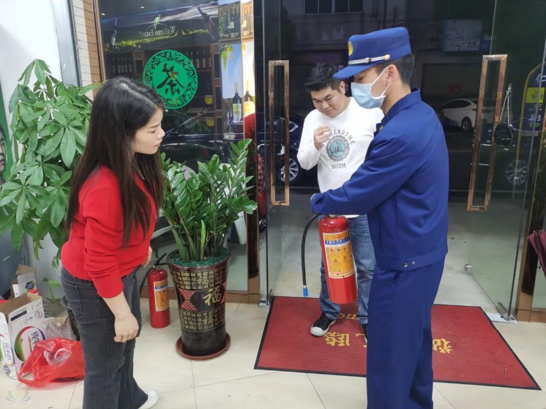 d32be574f85d1bade004297916ef4406.jpg
